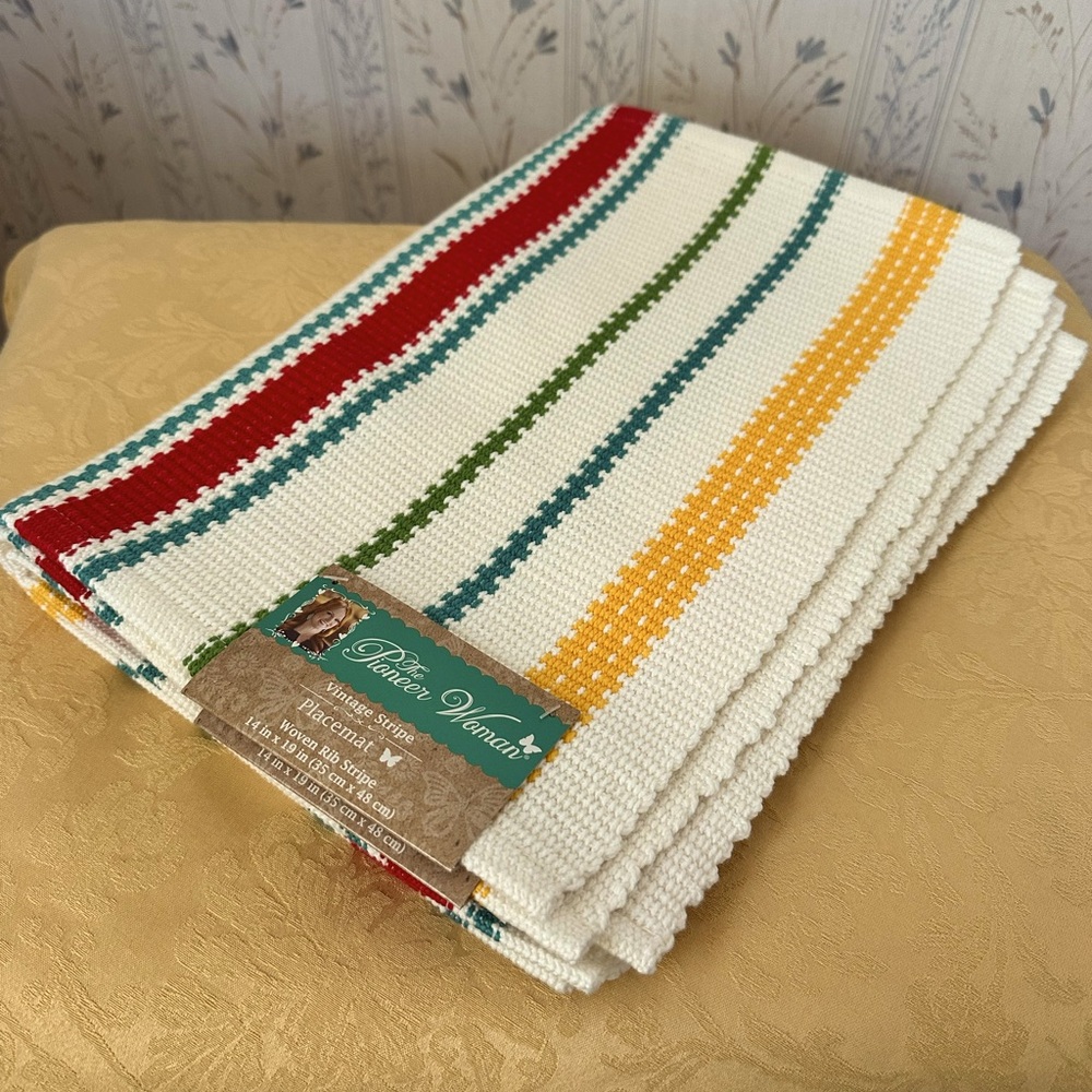 The Pioneer Woman Striped Cotton Placemats - Set of 4 - Picture 7 of 8